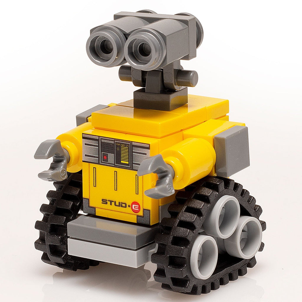 Stud-E Figure